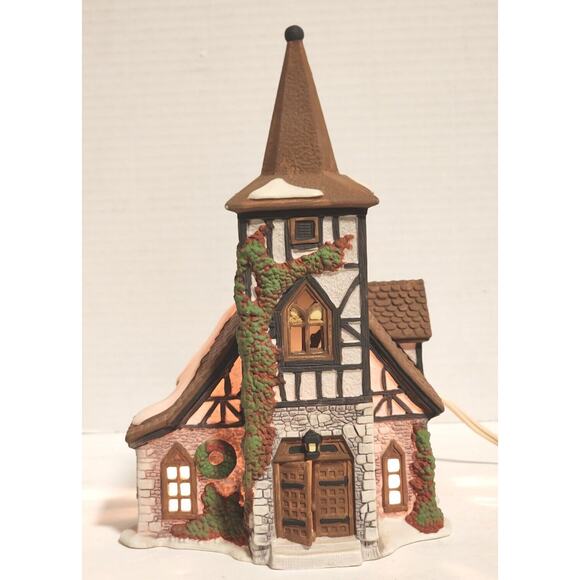 Dept 56 Old Michael's Church HERITAGE VILLAGE COLLECTION Dickens Village #5562-0 - Picture 12 of 16